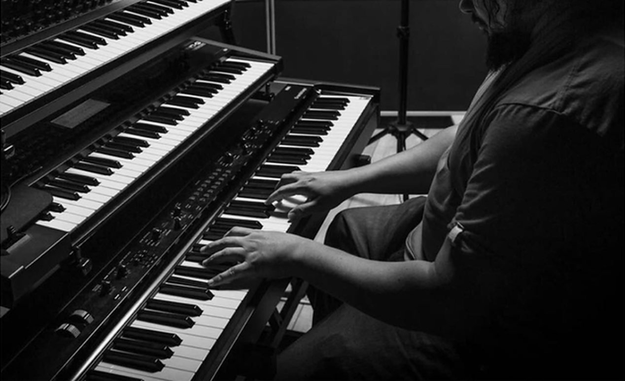 BeatPusher at the keys
